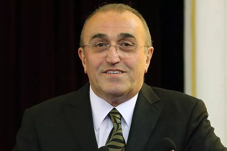 Galatasaray'a başkan adayı olmaya hazırlanan Abdürrahim Albayrak, yeni hocasını buldu