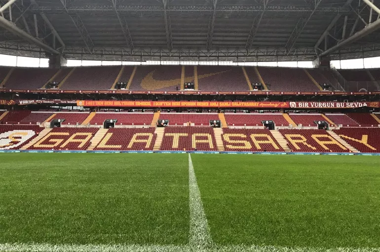 Galatasaray NEF Stadyumu Guinness Rekorlar Kitabı'na girdi!