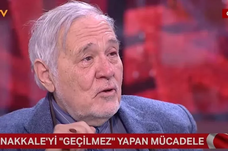 İlber Ortaylı Mehmet Akif Ersoy'un şiirinden bahsederken gözyaşlarına hakim olamadı
