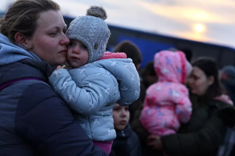 İsrail savaştan kaçan onlarca Ukraynalı mülteciyi havalimanından geri gönderdi!