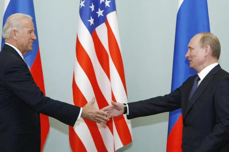 Son dakika! ABD Başkanı Biden yeni yaptırımları açıkladı: Rus ekonomisine darbe indireceğiz