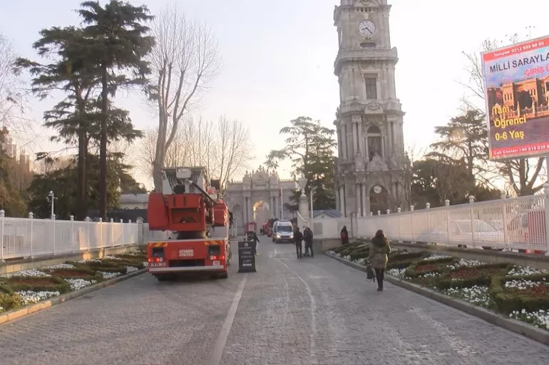Son dakika: Dolmabahçe Sarayı'nda yangın paniği