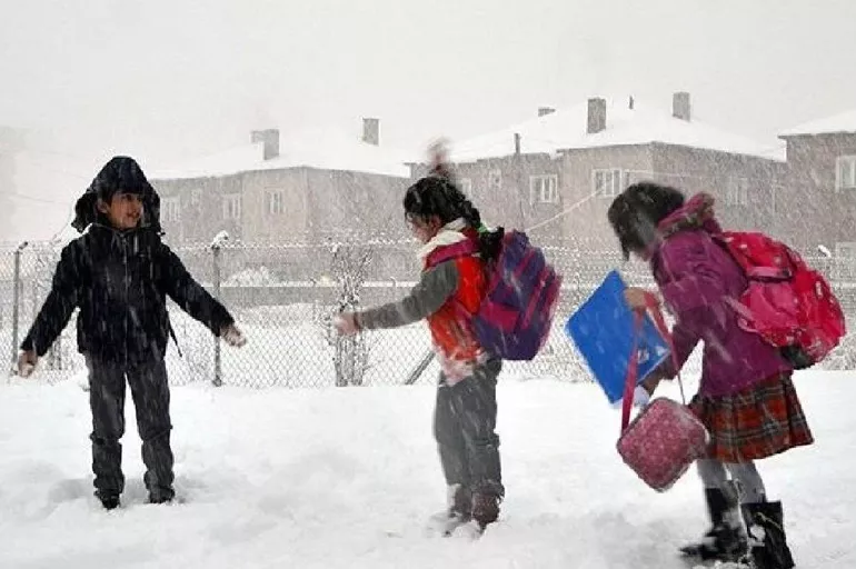 Son dakika… Eğitime kar engeli! Hangi illerde okullar tatil edildi?
