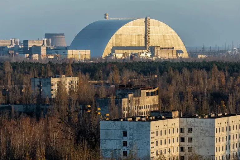 Son dakika! Rusya Çernobil Nükleer Santrali'nin elektriğini kesti
