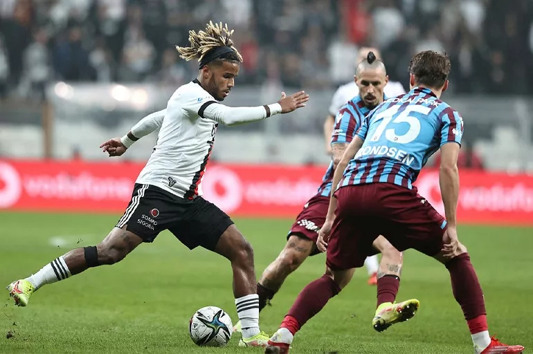 Trabzonspor - Beşiktaş maçının hakemi belli oldu