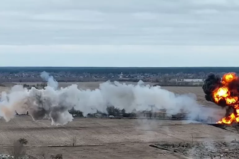Ukrayna ordusu Stinger füzesi ile Rus helikopterini vurdu!