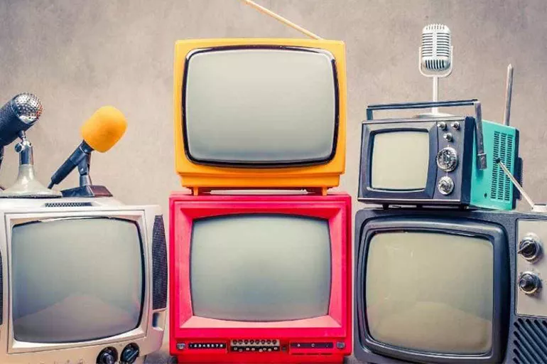 Bugün TV'de neler var, hangi diziler yayınlanacak? 23 Nisan 2022 Cumartesi TV yayın akışı