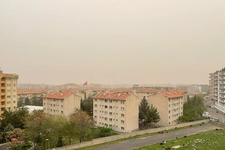 Doğu Anadolu toz fırtınasının etkisi altına girdi