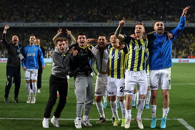 Fenerbahçe hisseleri uçuşa geçti! Derbi galibiyeti yüzleri güldürdü