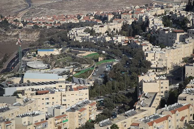İsrail'de yargıdan, Batı Şeria'da yasa dışı yerleşim yerlerine elektrik bağlanmasına onay