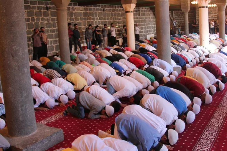 Mardin'de bayram namazı saati kaçta? Mardin Ramazan Bayramı namazı vakti ne?