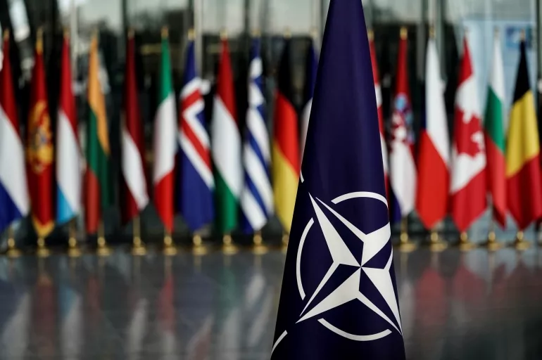 Rusya'ya komşu iki ülke NATO'ya giriyor! Avrupa'nın güvenlik tartışması büyüyecek