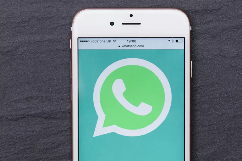 WhatsApp GIF ve çıkartma nasıl yapılır? Whatsapp hareketli etiket nasıl yapılır?