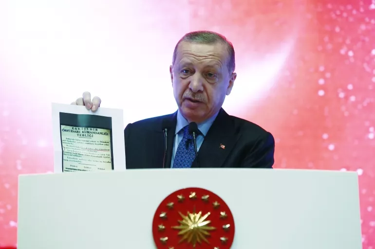 Cumhurbaşkanı Erdoğan'dan muhalefete: İpinizi elinde tutan efendilerinizle mücadele ediyoruz