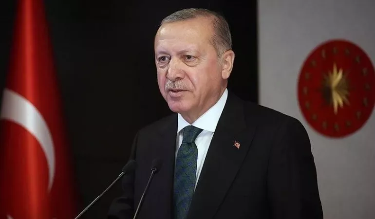 Cumhurbaşkanı Erdoğan'ın bayram mesaisi! Liderlerle telefon görüşmesi yaptı
