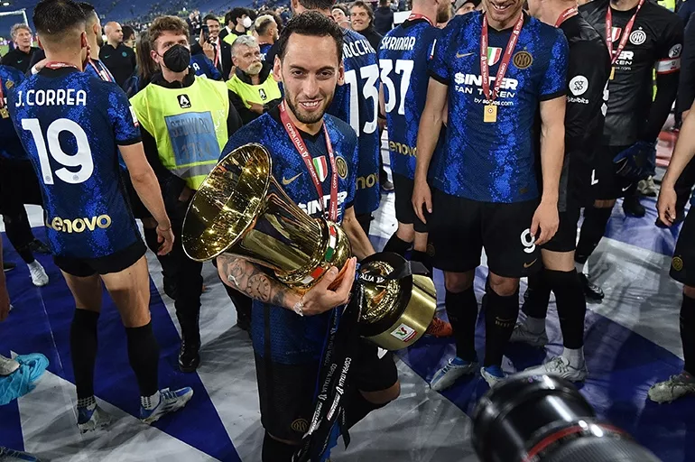 Hakan Çalhanoğlu Inter'i şampiyonluğa taşıdı! Türk yıldız geceye damga vurdu