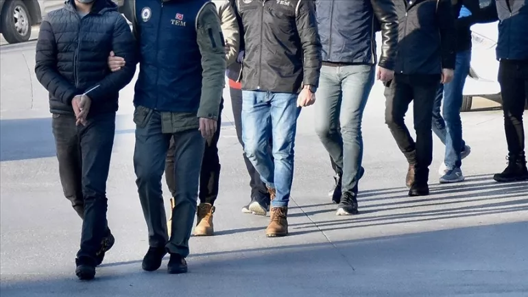 İstanbul merkezli 5 ilde FETÖ operasyonu: Çok sayıda gözaltı var