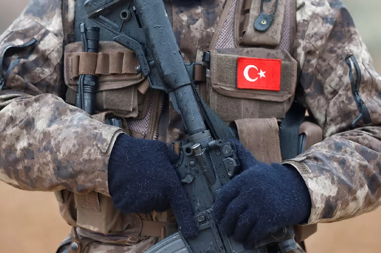 Son dakika! 551 Mehmetçik terörist avında! Eren Abluka-9 Operasyonu başladı
