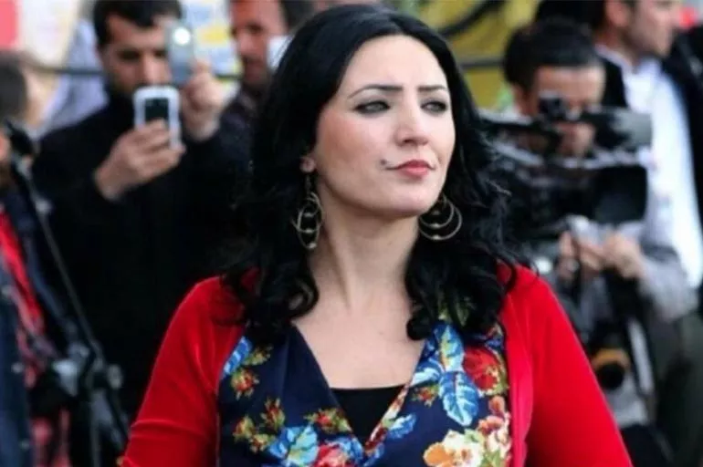 Son dakika: Ünlü şarkıcı İstanbul'da yakalandı!