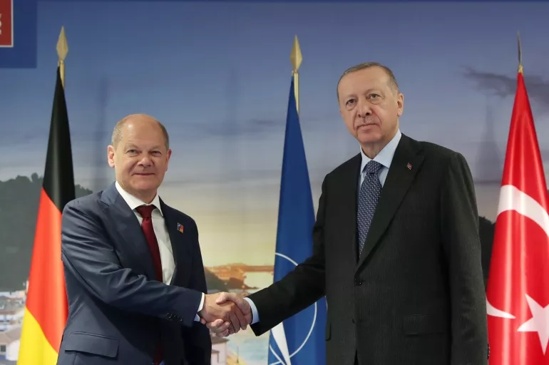 Cumhurbaşkanı Erdoğan Almanya Başbakanı Scholz ile bir araya geldi!