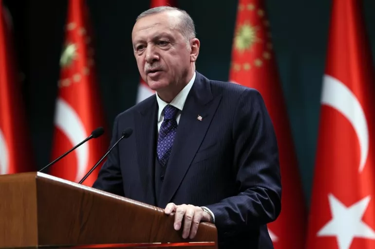 Erdoğan 3. kez aday olabilir mi? Bakan Bozdağ, muhalefetin iddialarına yanıt verdi