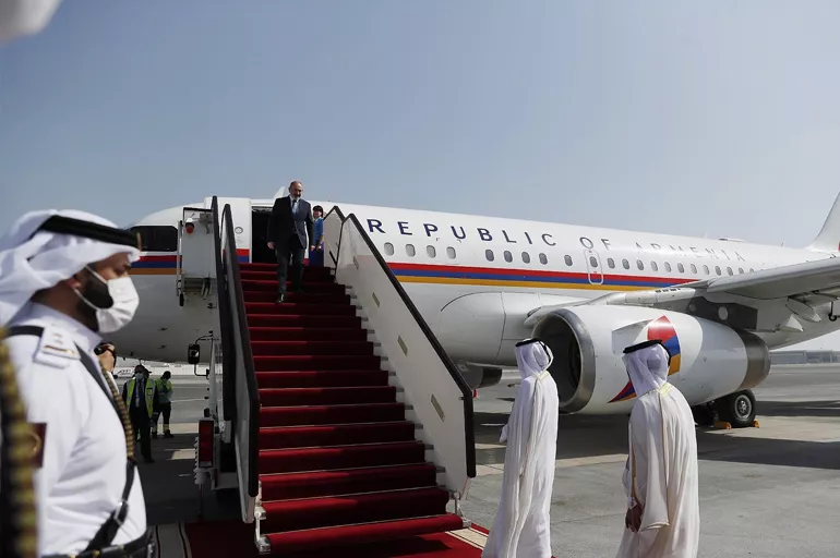 Ermenistan Başbakanı ilk kez resmi ziyaret için Katar'da