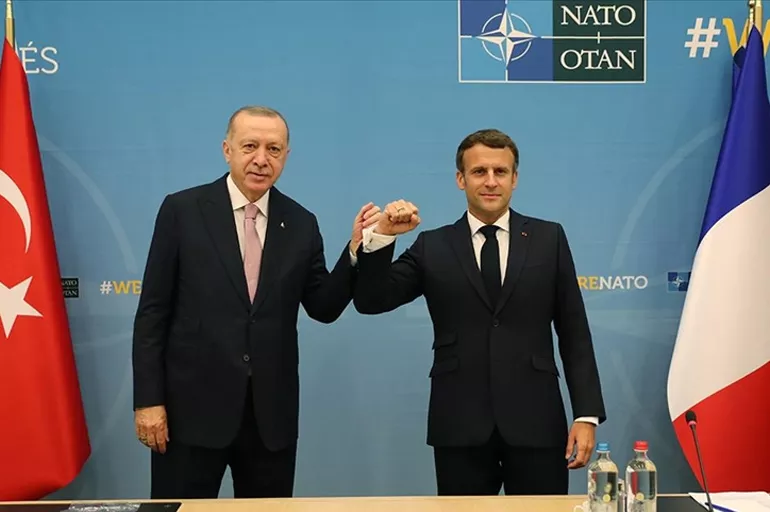 Macron'dan Türkiye mesajı: Memnunum