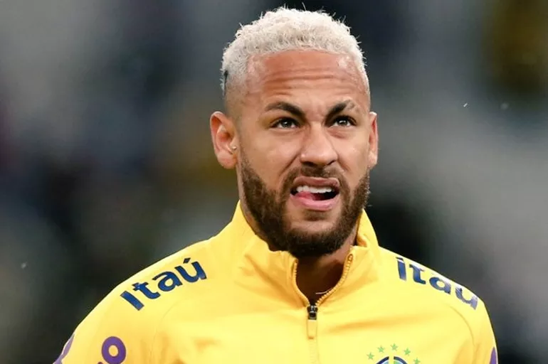 Neymar'dan dünya futbolunu şoka uğratan karar! Takım arkadaşına itiraf etti