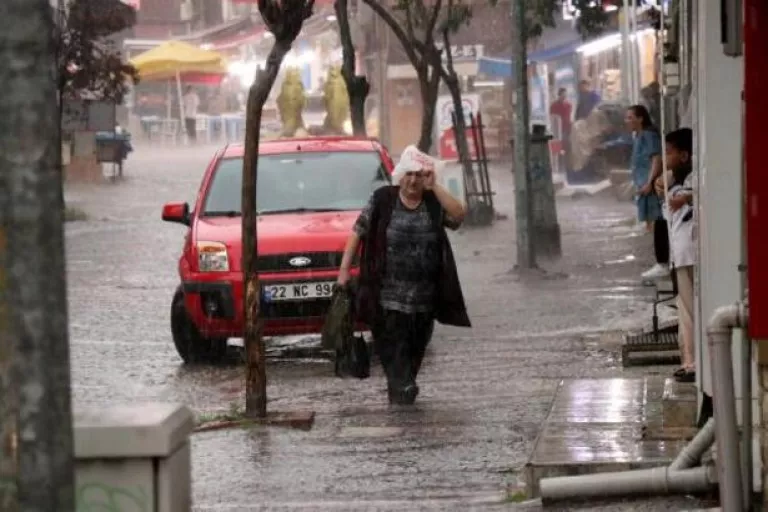 Son dakika: Ankara Valiliği'nden kuvvetli yağış uyarısı! Öğleden sonraya dikkat
