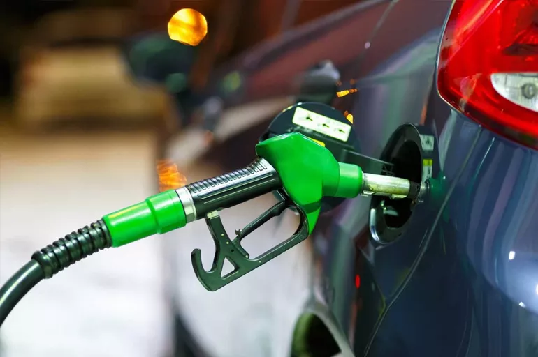 Son dakika: Fiyat dalgalanmalarına rağmen benzin ve motorin satışlarında rekor yükseliş! 