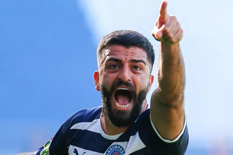 Umut Bozok'un yeni takımı belli oldu! Süper Lig'in gol kralı son kararını verdi