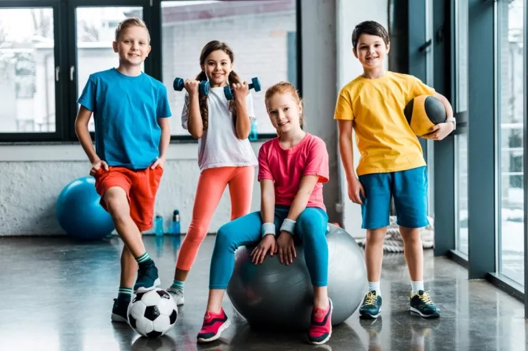 Çocuklar için sporun önemi nedir? Çocuklar hangi yaşta hangi sporu yapabilir?
