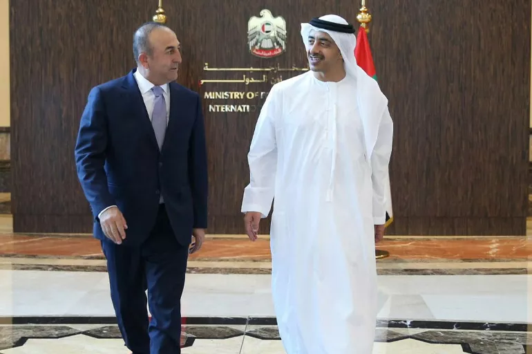 Dışişleri Bakanı Çavuşoğlu BAE'li mevkidaşı ile görüştü