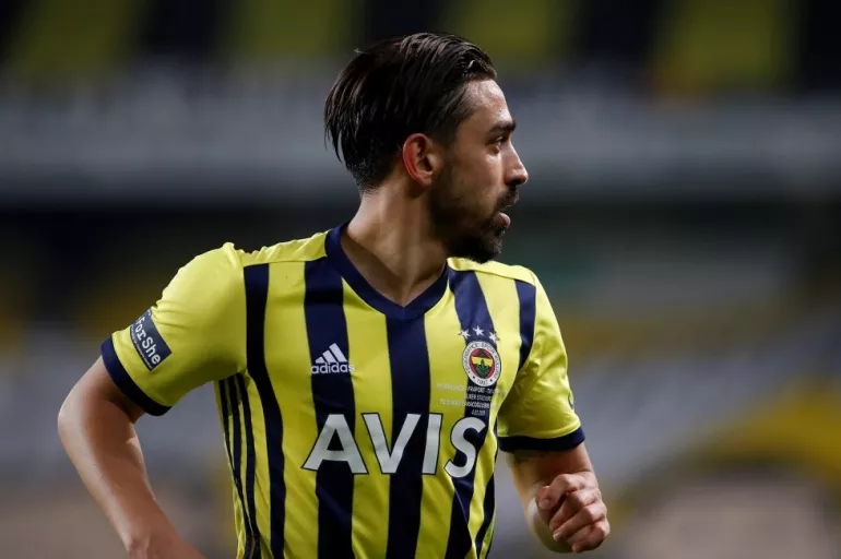 Fenerbahçe'de İrfan Can Kahveci gönderilecek mi? Performansı olay oldu