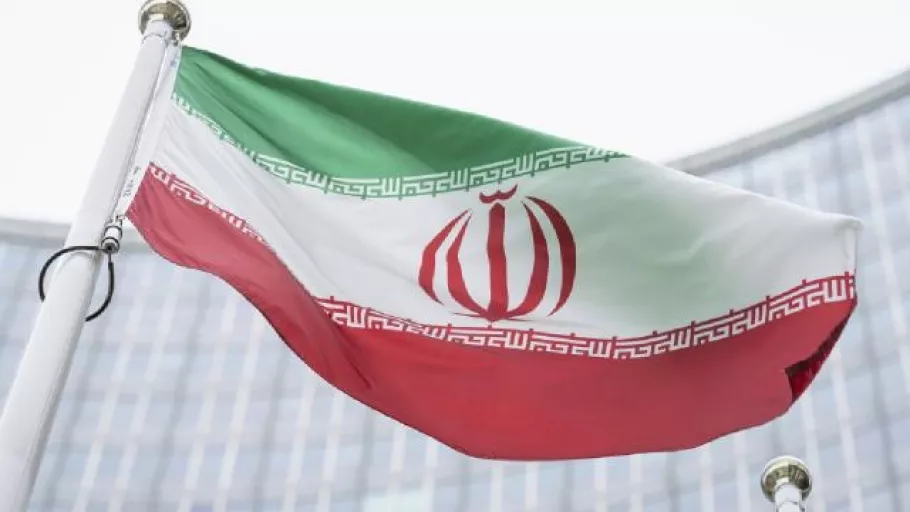 İran-İngiltere arasında diplomatik kriz! İran, İngiliz diplomatın da içinde olduğu yabancıları gözaltına aldı