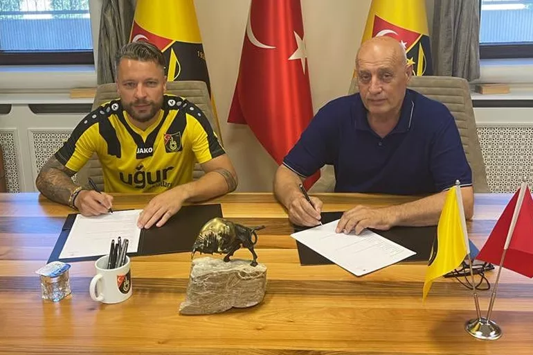 İstanbulspor ilk yabancı transferini yaptı! Alman yıldız 2 yıllık sözleşmeye imza attı