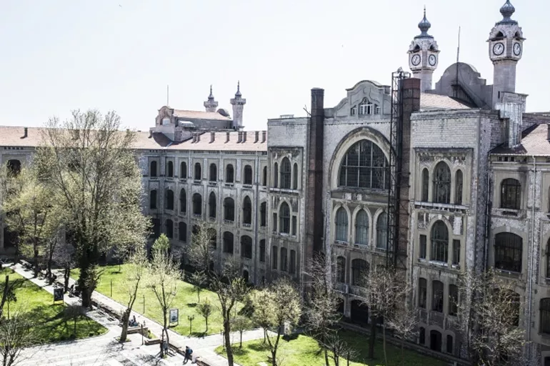 Marmara Üniversitesi taban puanları ve kontenjanları nedir? YÖK ATLAS ile YKS 2 ve 4 yıllık Marmara Üniversitesi taban puanları ve başarı sıralaması
