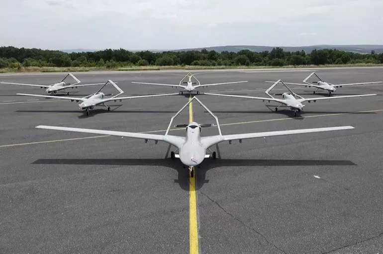 Горько и сема. Юля александрова фильм горько. “горько!” 2013, жора крыжовников. Горько и сема. Александр паль горько.