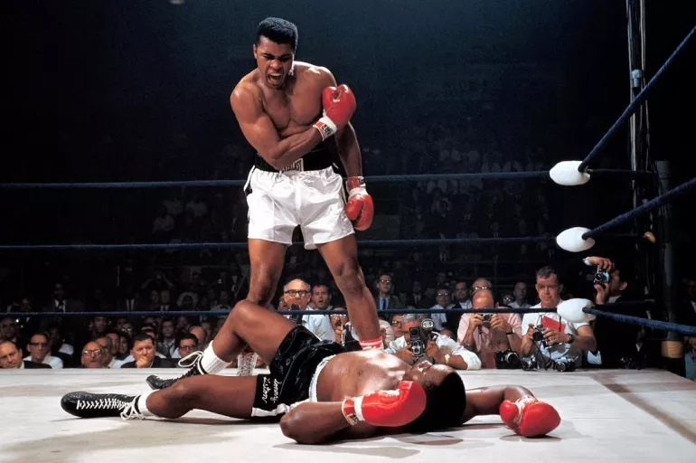 Muhammed Ali'nin şampiyonluk kemeri rekor fiyata satıldı