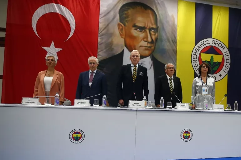 Son dakika: Fenerbahçe'nin toplam borcu açıklandı