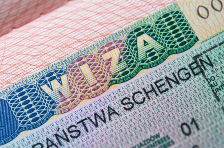 Türkiye'den eziyete dönen Schengen vizesi için kritik hamle! AKPM'ye başvuruldu