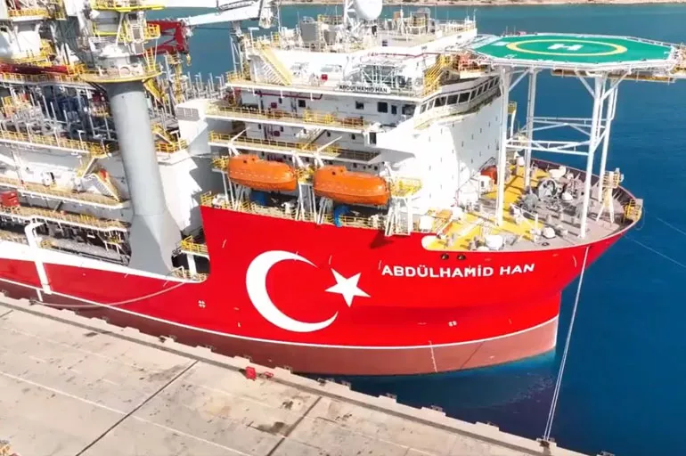 Abdülhamid Han sondaj gemisi özellikleri nelerdir? Türkiye'nin 4. sondaj gemisi Abdülhamid Han bugün yola çıktı!