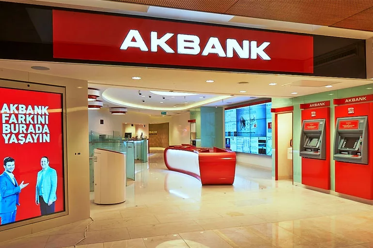 Akbank'tan müşterilerine sevindirici haber! 70 yaş altı herkes faydalanacak