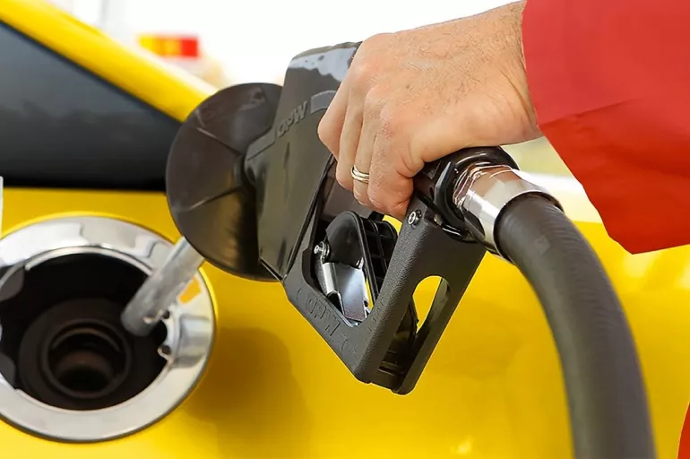 Araç sahipleri dikkat! Benzin fiyatları değişti