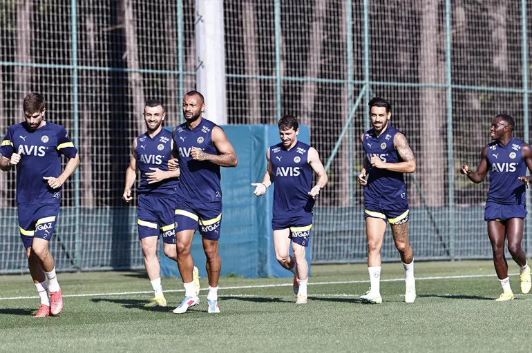 Fenerbahçe'ye müjdeli haber! Adana Demirspor maçında sahada