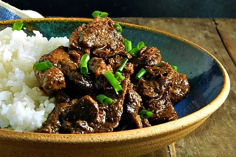 Masterchef Beef Rendang nasıl yapılır, malzemeleri neler? Beef Rendang nerenin yemeği?