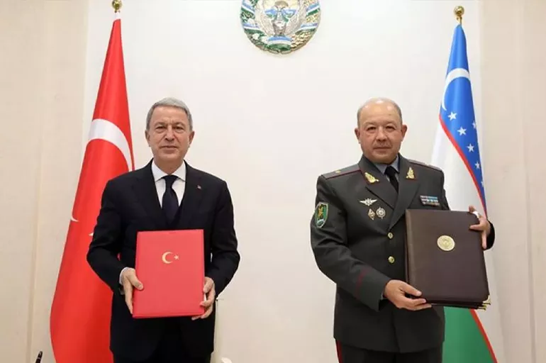 Milli Savunma Bakanı Akar, Özbek mevkidaşı ile görüştü