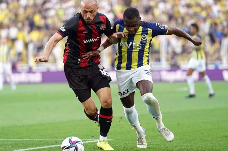 Süper Lig'de olay gelişme! Fatih Karagümrük ligden mi çekiliyor? Süleyman Hurma'dan flaş açıklama