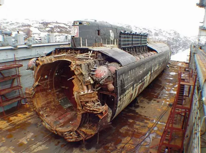 Tarihte Bugün (12 Ağustos):  Rus Kursk denizaltısı, Barents Denizi'nde 112 mürettebatıyla battı!