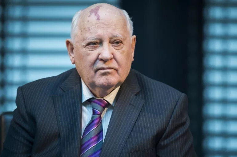 Tarihte Bugün (21 Ağustos): Mihail Gorbaçov yeniden görevde! SSCB'de darbeyle indirilen Gorbaçov, 2 gün sonra görevinin başında olduğunu açıkladı!